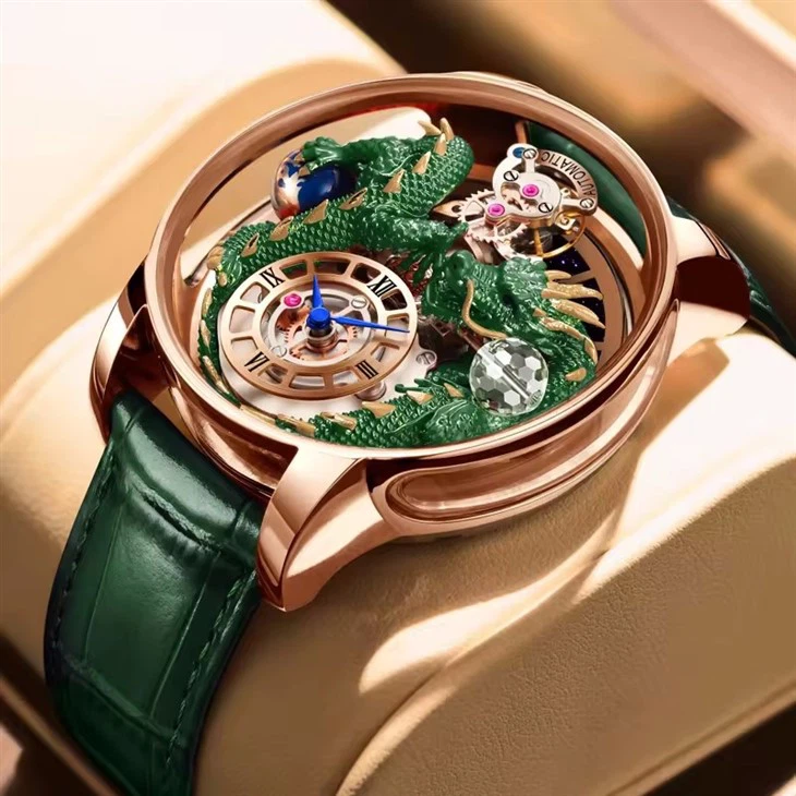New Style Hot Selling Exquisite Dragon Minimalist Watch Quartz Movement Watch 316L Stainless Steel Top Leather Watch Men Watches